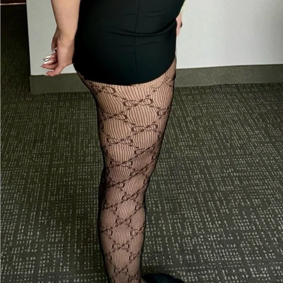 GG Black Pattern Tights - Picture 4 of 8